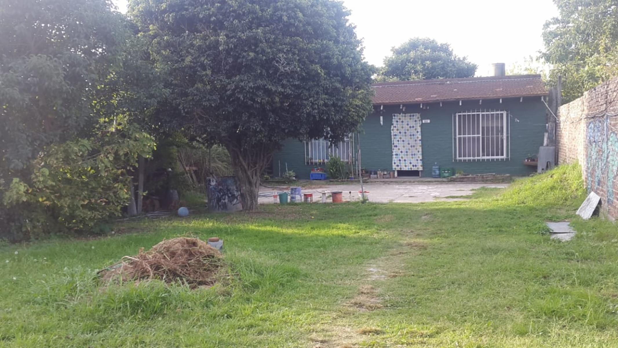 CASA DE 3 AMBIENTES CON LOCAL Y PREPARADO PARA SEGUIR CONSTRUYENDO SOBRE TERRENO DE 400m² — foto 4