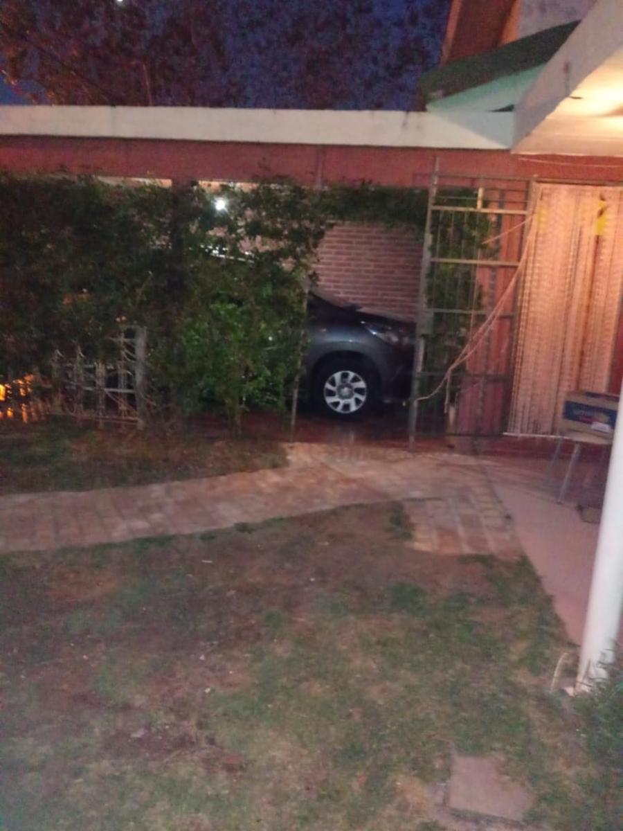 CASA DE DOS AMBIENTES CON QUINCHO A TRES CUADRAS DE LA PLAYA EN LAS TONINAS — foto 8