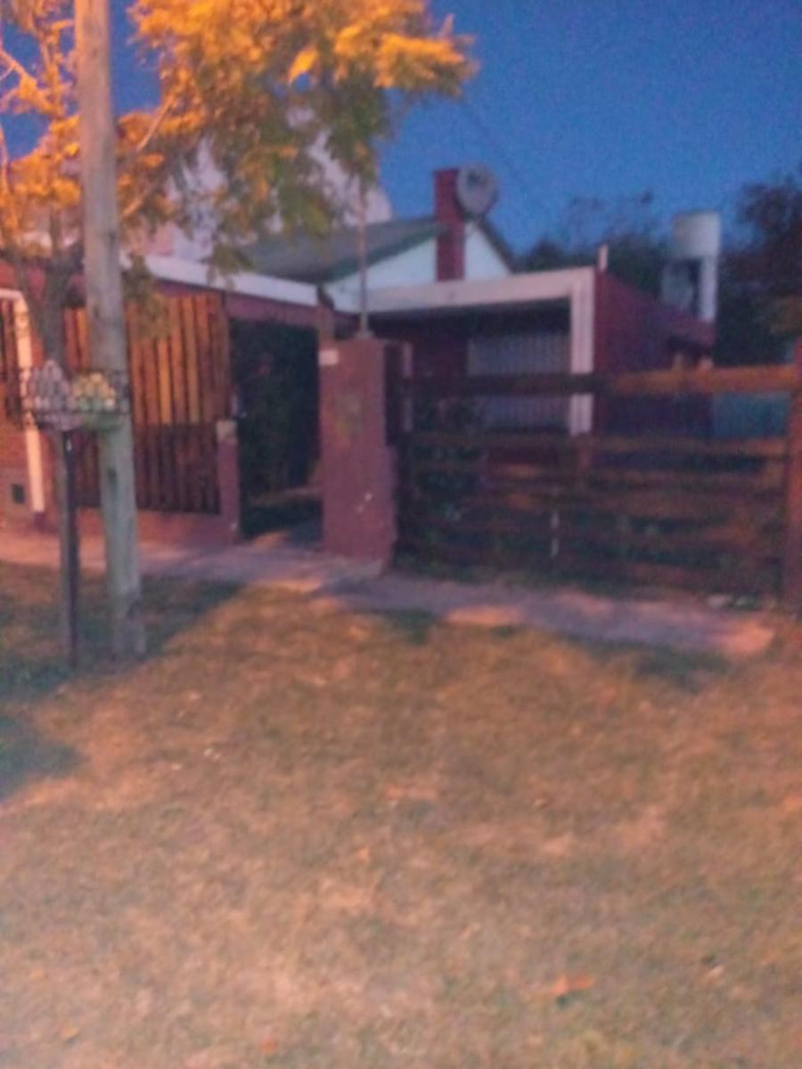 CASA DE DOS AMBIENTES CON QUINCHO A TRES CUADRAS DE LA PLAYA EN LAS TONINAS — foto 13