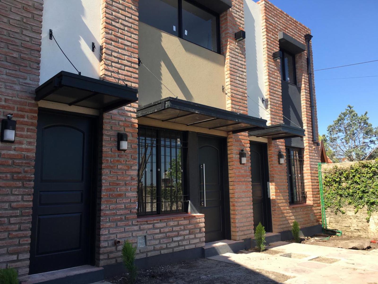 TRES UNIDADES FUNCIONALES TIPO DUPLEX CON PATIO, COCHERA Y PARQUIZADO A ESTRENAR — foto 15