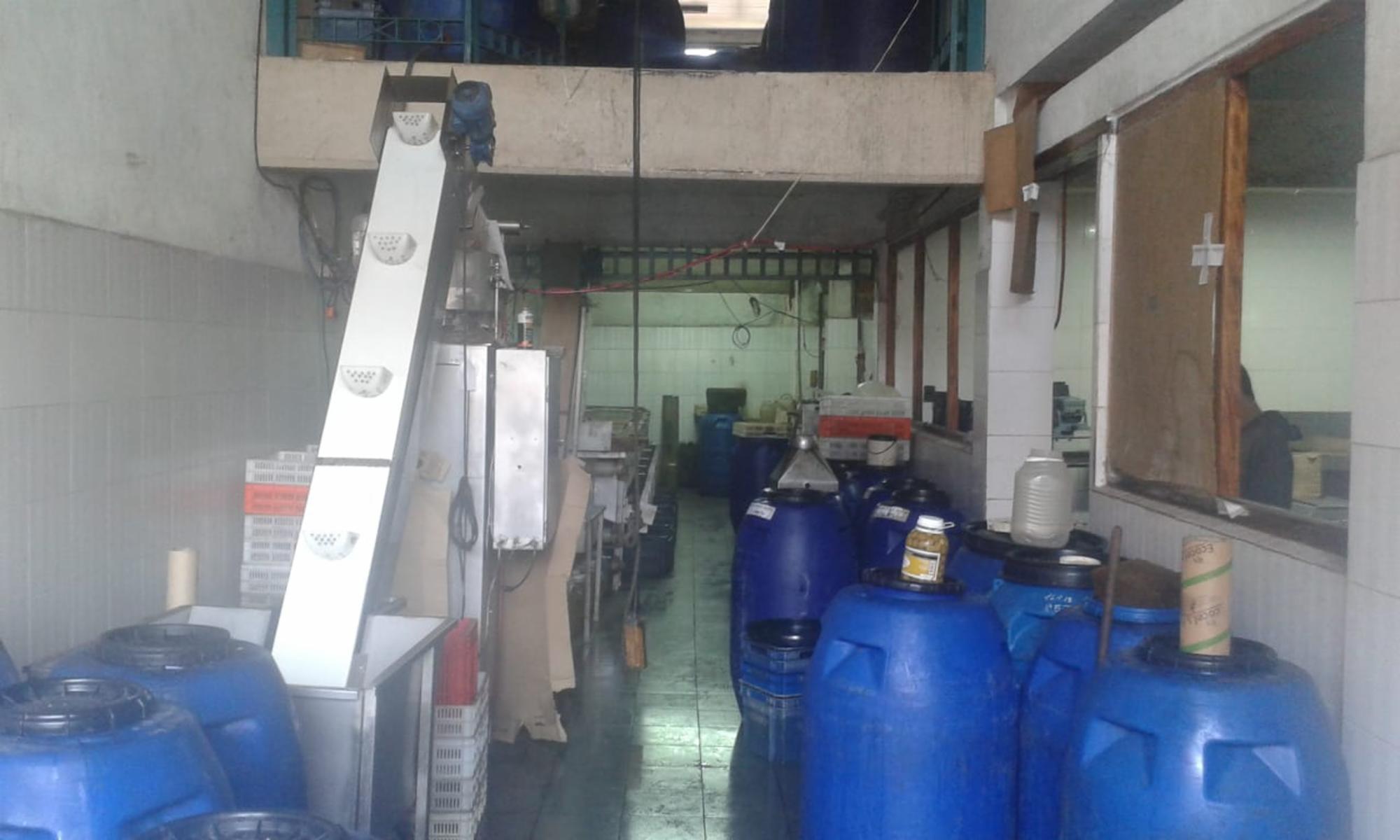 EXCELENTE GALPÓN EQUIPADO PARA INDUSTRIA DE DOS PLANTAS — foto 11