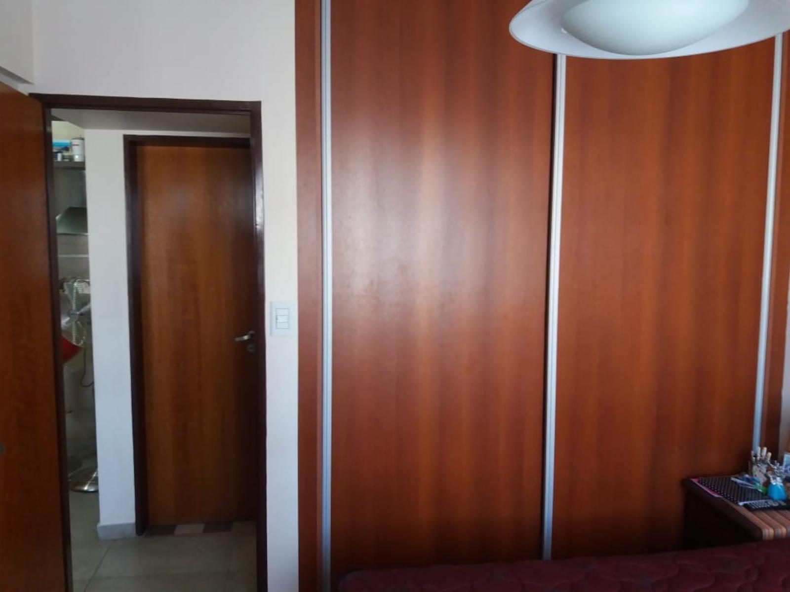 INVERSIONISTAS Y EXIGENTES - DEPARTAMENTO 2 AMBIENTES. C/ COCHERA AMPLIA EN EDIFICIO DE CATEGORÍA - PRECIO CONTADO CONVERSABLE Ó ADELANTO 70 Y CUOTAS SIN INTERES — foto 6