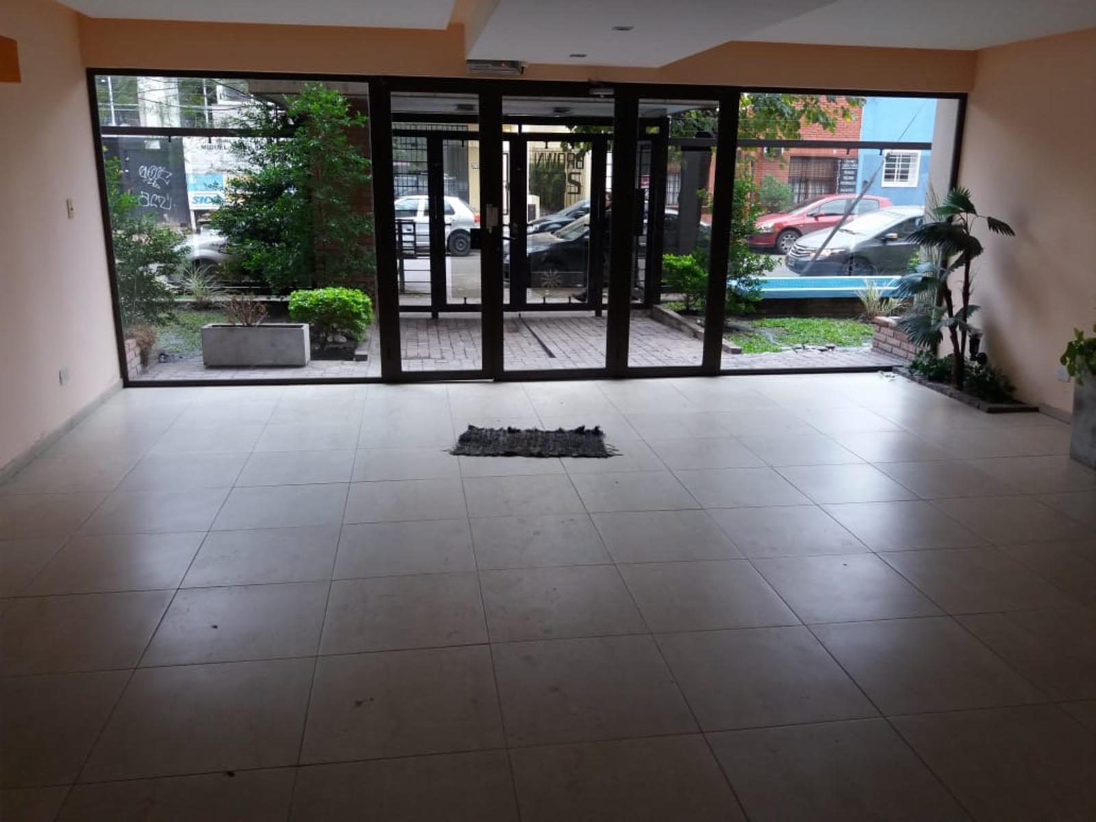INVERSIONISTAS Y EXIGENTES - DEPARTAMENTO 2 AMBIENTES. C/ COCHERA AMPLIA EN EDIFICIO DE CATEGORÍA - PRECIO CONTADO CONVERSABLE Ó ADELANTO 70 Y CUOTAS SIN INTERES — foto 15