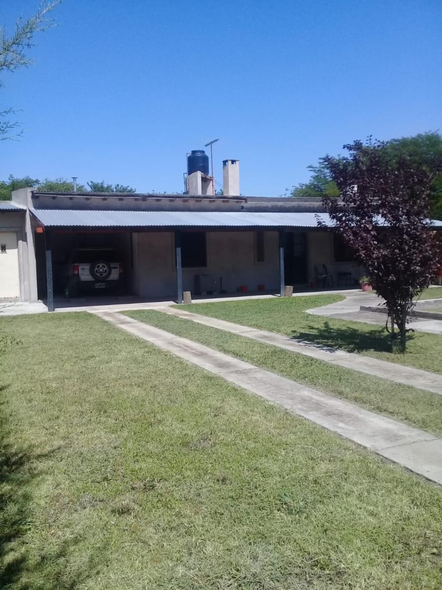 CASA ESTILO CAMPO EN LA CIUDAD DE VILLARS EN TERRENO DE 750 m² - 1