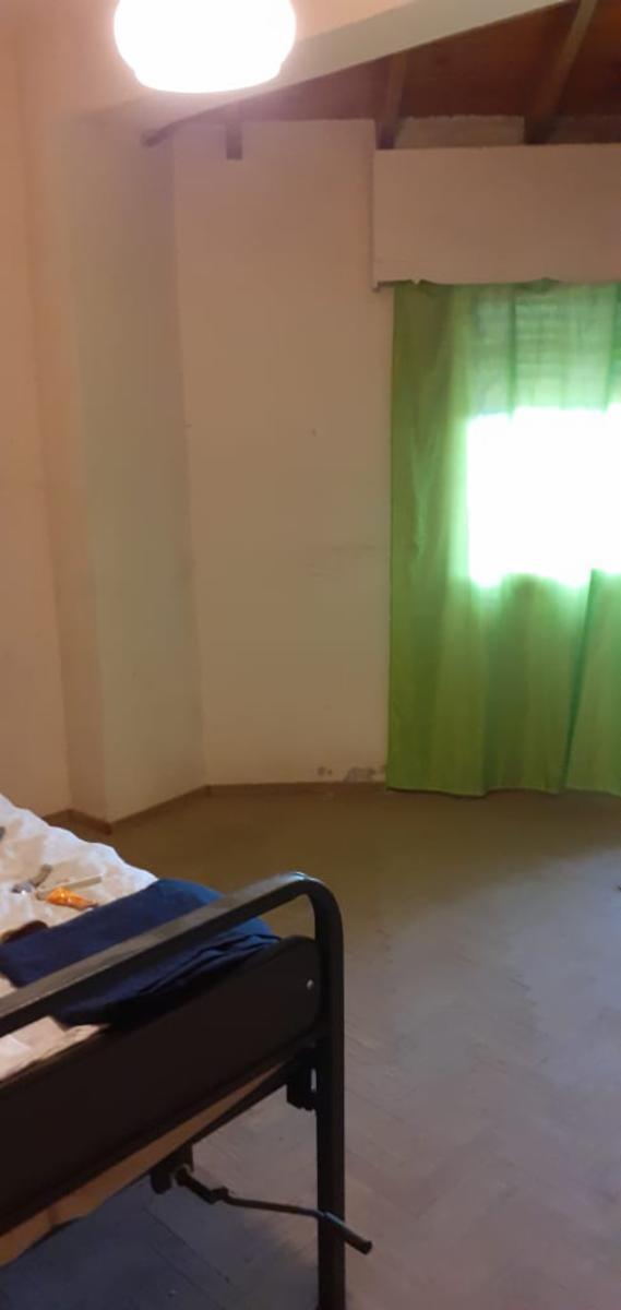 EXCELENTE PROPIEDAD CON UNA CASA EN ESQUINA, DEPARTAMENTO A TERMINAR Y DOS LOCALES EN BLOQUE — foto 11