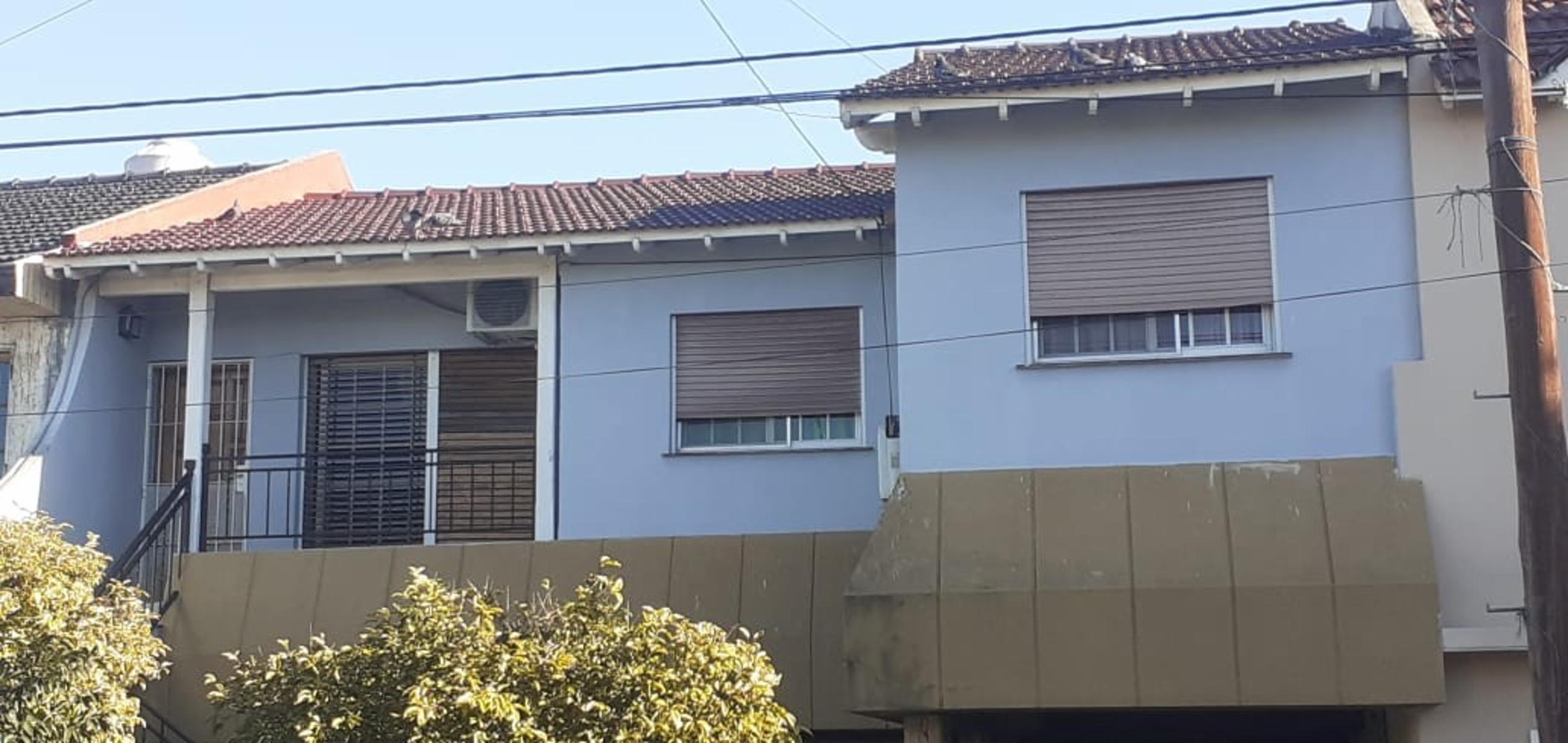 VENTA - TRES AMBIENTES EN PLANTA ALTA PARA EXIGENTES