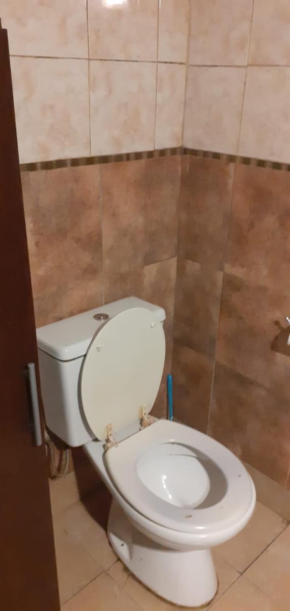 SE VENDE PH CON 2 DEPARTAMENTOS (UNO A TERMINAR) SOBRE LA AV. HIPÓLITO YRIGOYEN EN MORÓN — foto 7