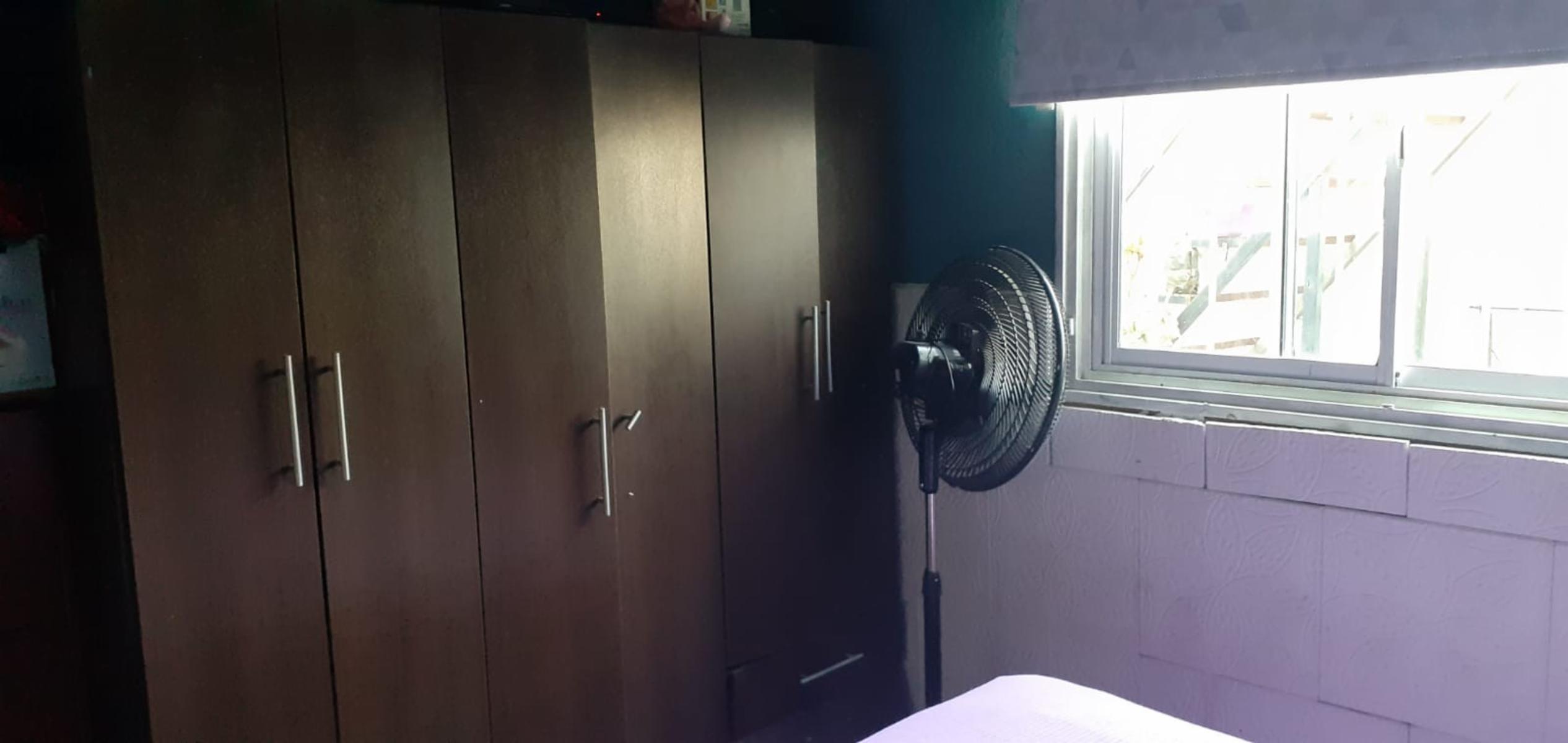 SE VENDE PH CON 2 DEPARTAMENTOS (UNO A TERMINAR) SOBRE LA AV. HIPÓLITO YRIGOYEN EN MORÓN — foto 13
