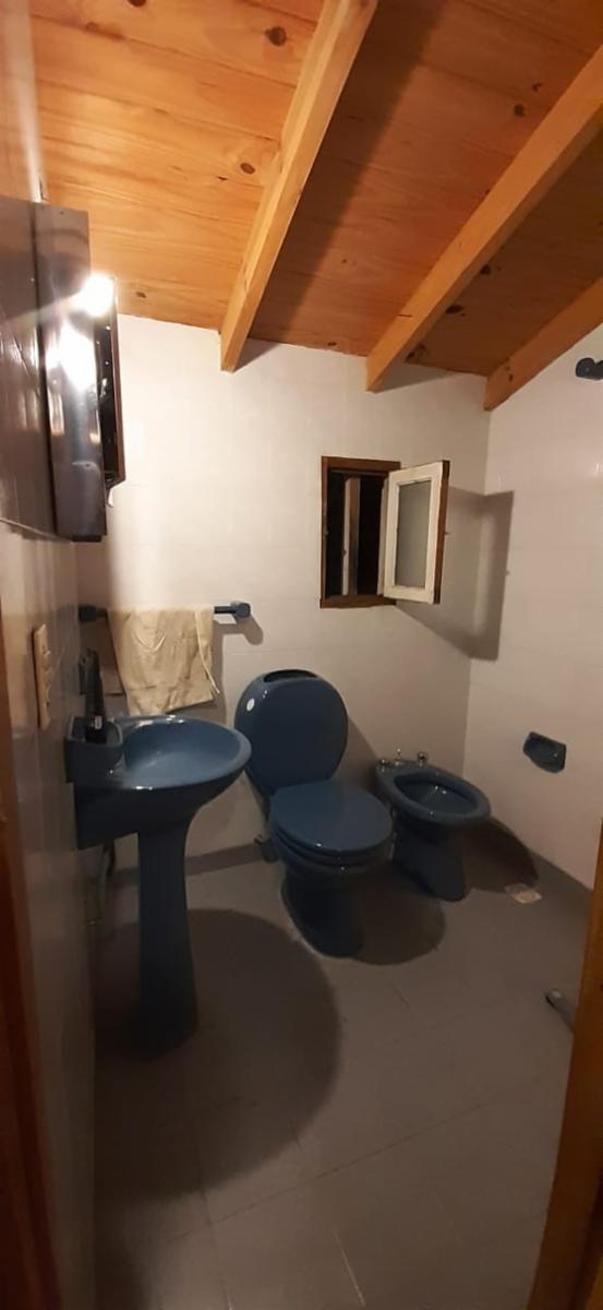 CASA EN MAR DEL PLATA DE 4 AMBIENTES CON QUINCHO, PARQUE Y COCHERA PARA EXIGENTES — foto 3