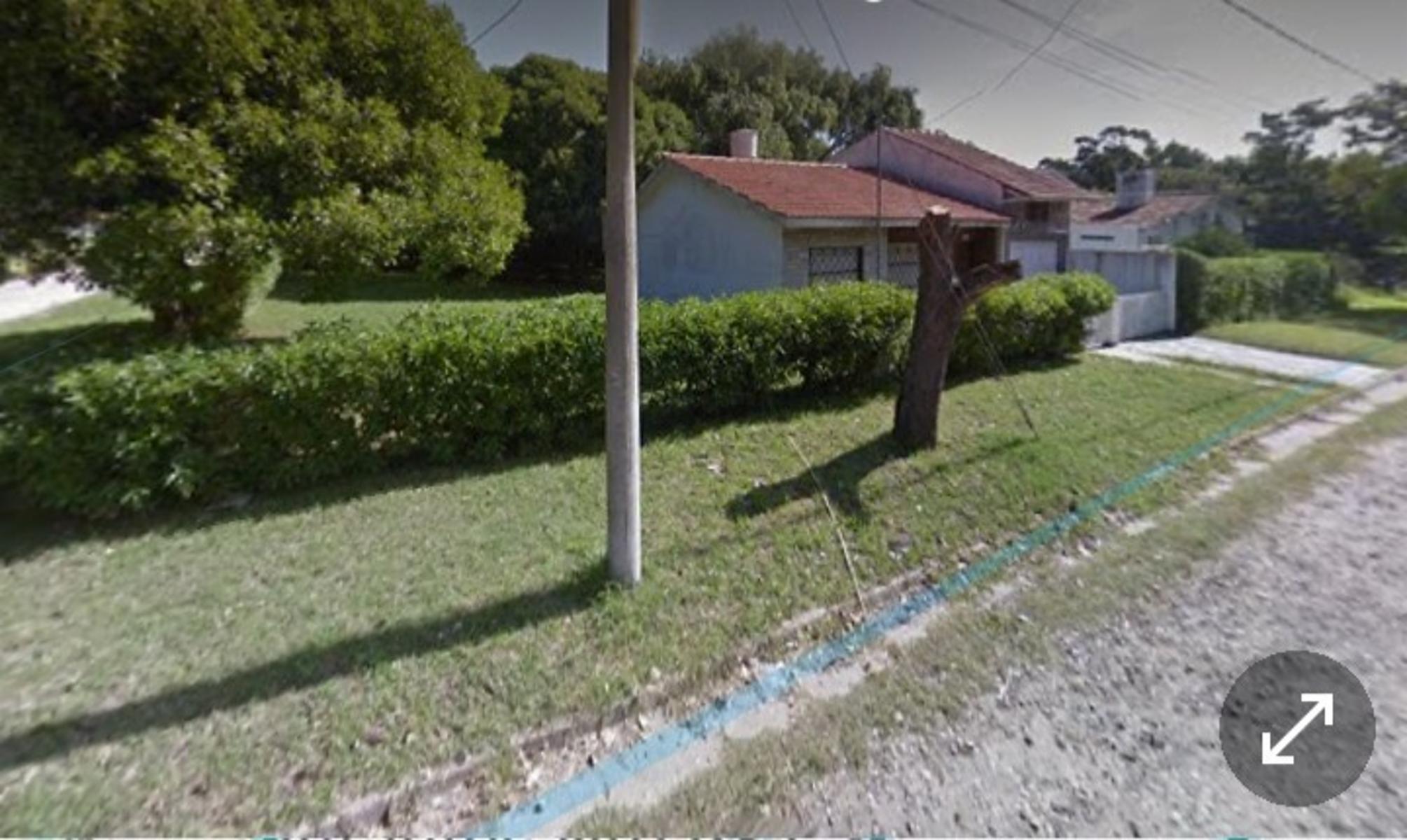 CASA EN MAR DEL PLATA DE 4 AMBIENTES CON QUINCHO, PARQUE Y COCHERA PARA EXIGENTES — foto 10