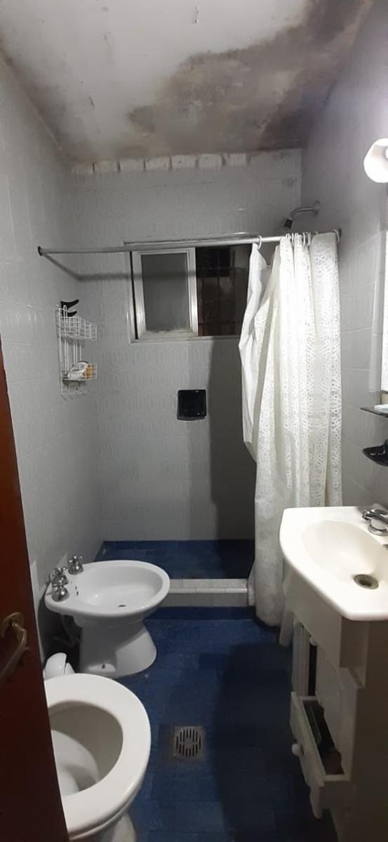 CASA EN MAR DEL PLATA DE 4 AMBIENTES CON QUINCHO, PARQUE Y COCHERA PARA EXIGENTES — foto 11