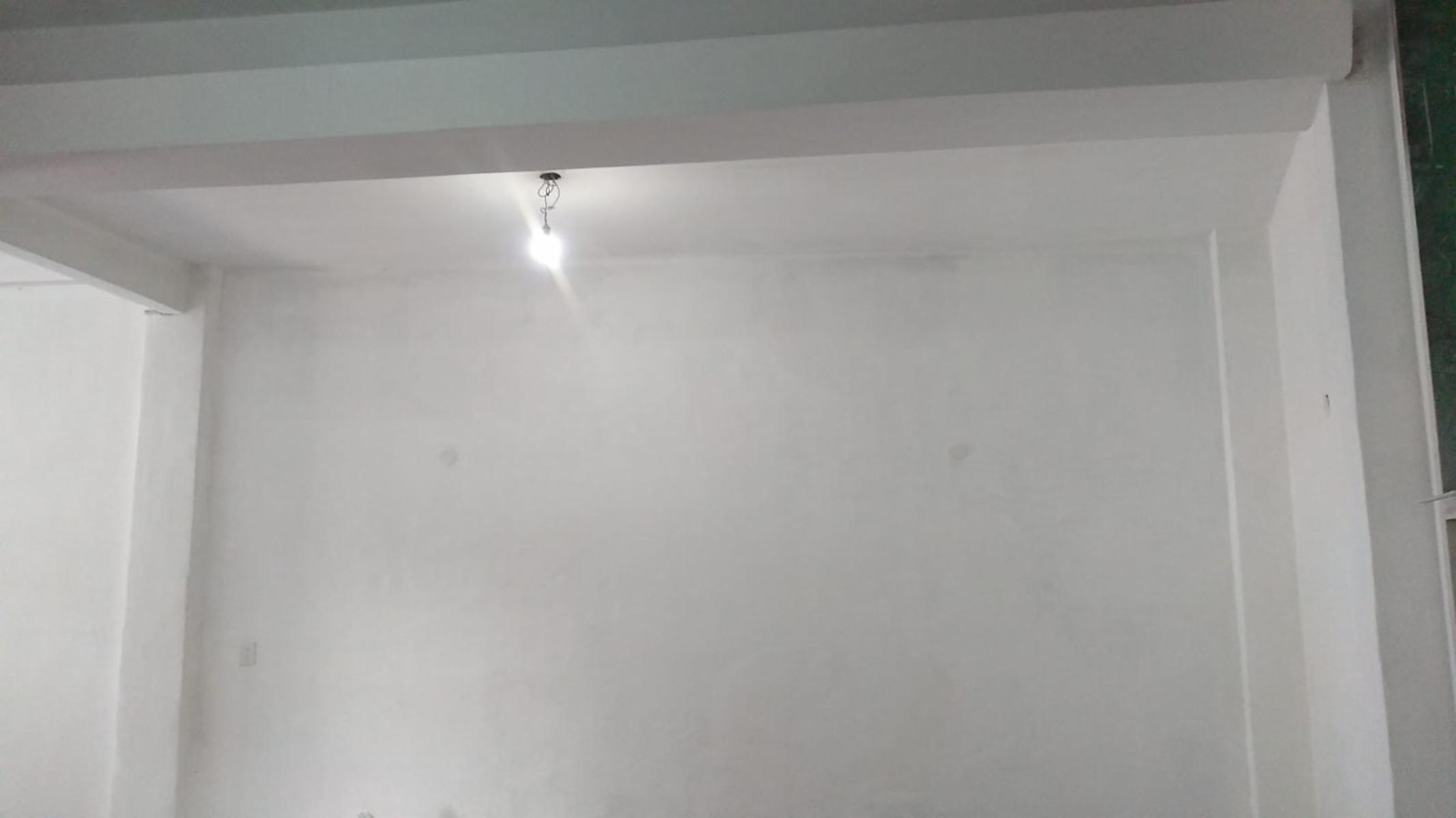 SE ALQUILAN 2 LOCALES INTERCOMUNICADOS SOBRE IMPORTANTE AVENIDA DE MORÓN - 5