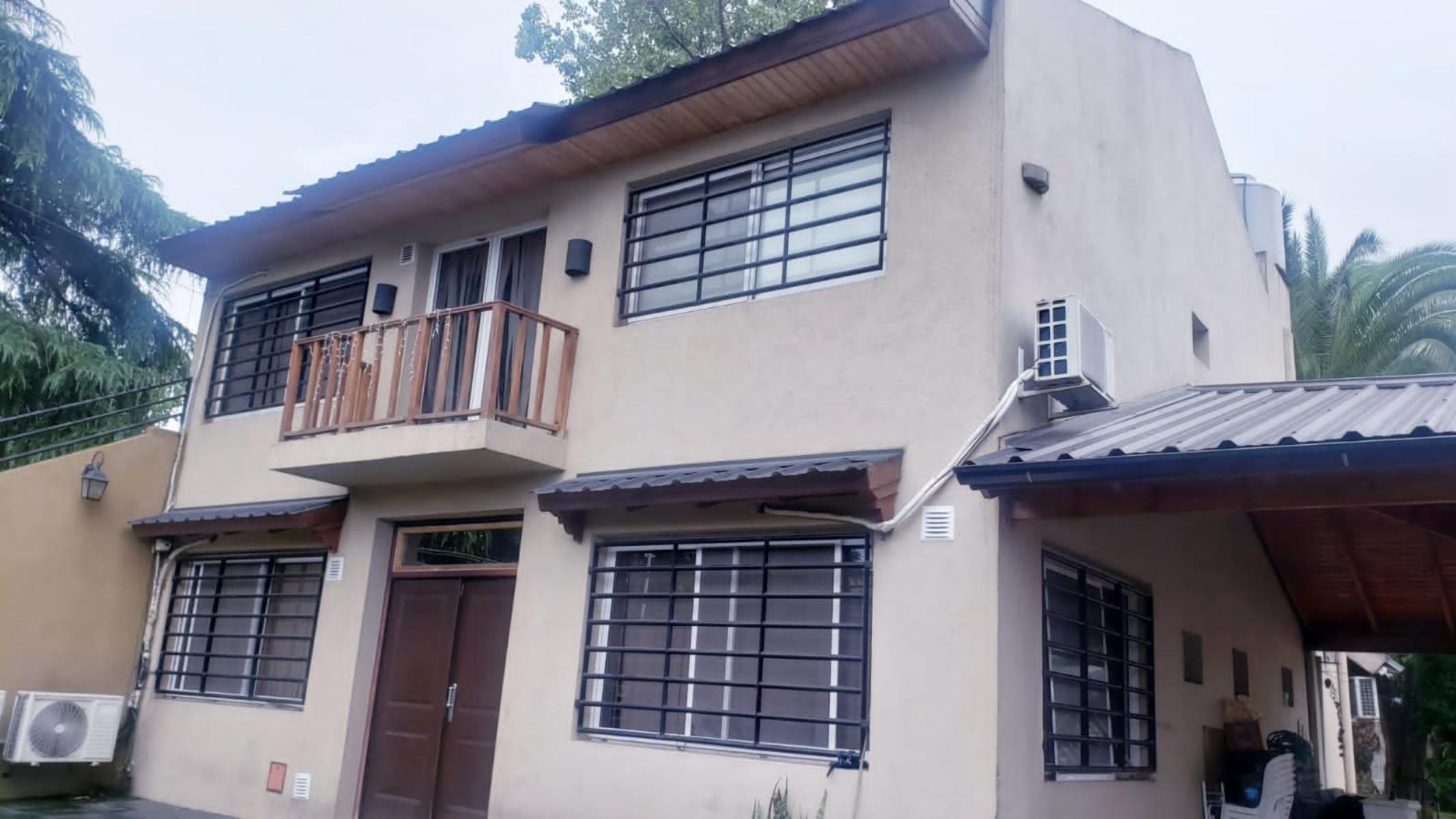 ¡GRAN OPORTUNIDADâ¦ - INTERESANTE CASA DE DOS PLANTAS EN VILLA LUZURIAGA