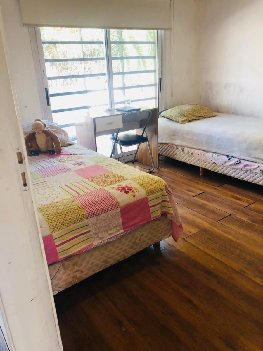 ¡GRAN OPORTUNIDADâ¦ - INTERESANTE CASA DE DOS PLANTAS EN VILLA LUZURIAGA — foto 4