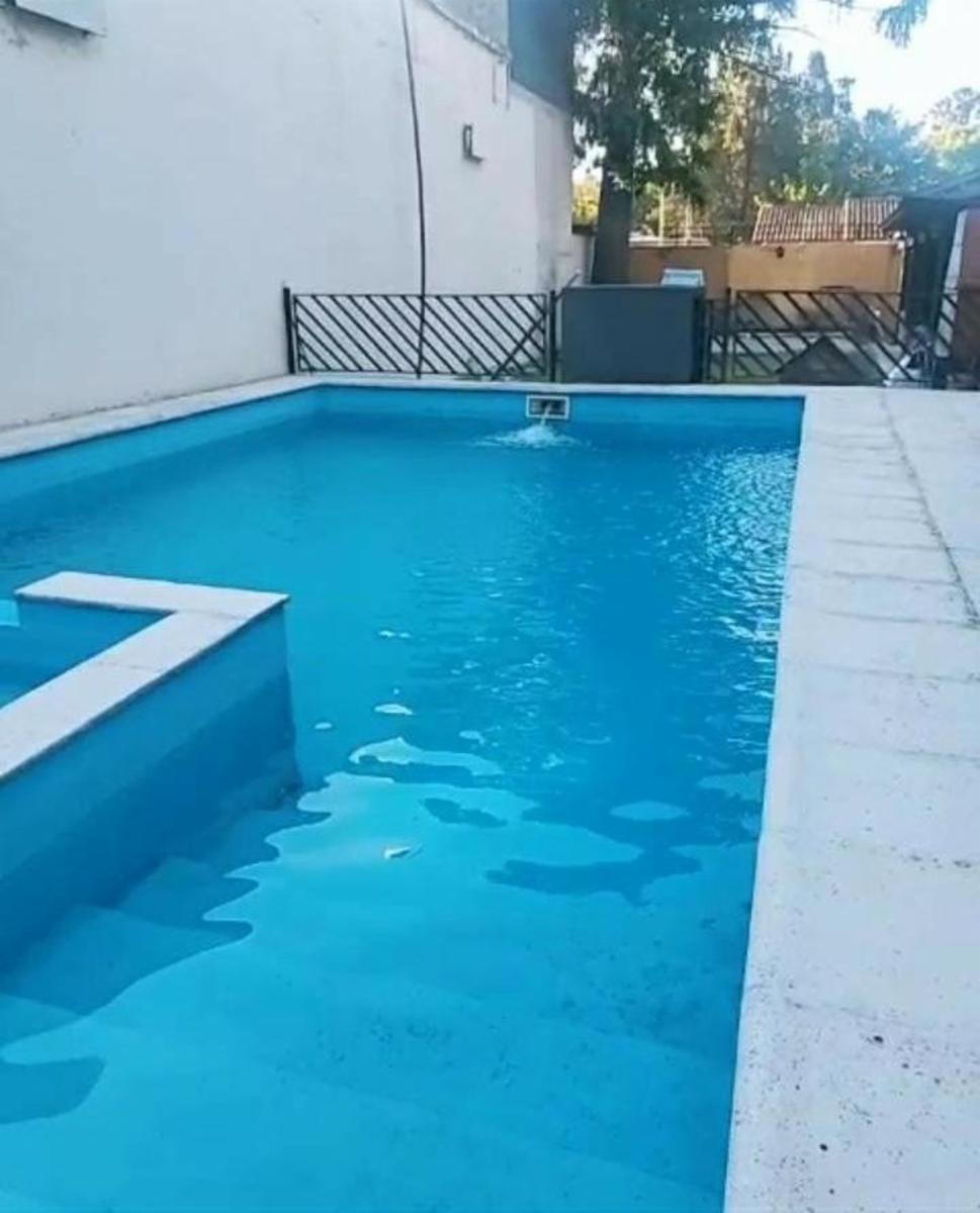 ¡GRAN OPORTUNIDADâ¦ - INTERESANTE CASA DE DOS PLANTAS EN VILLA LUZURIAGA — foto 6