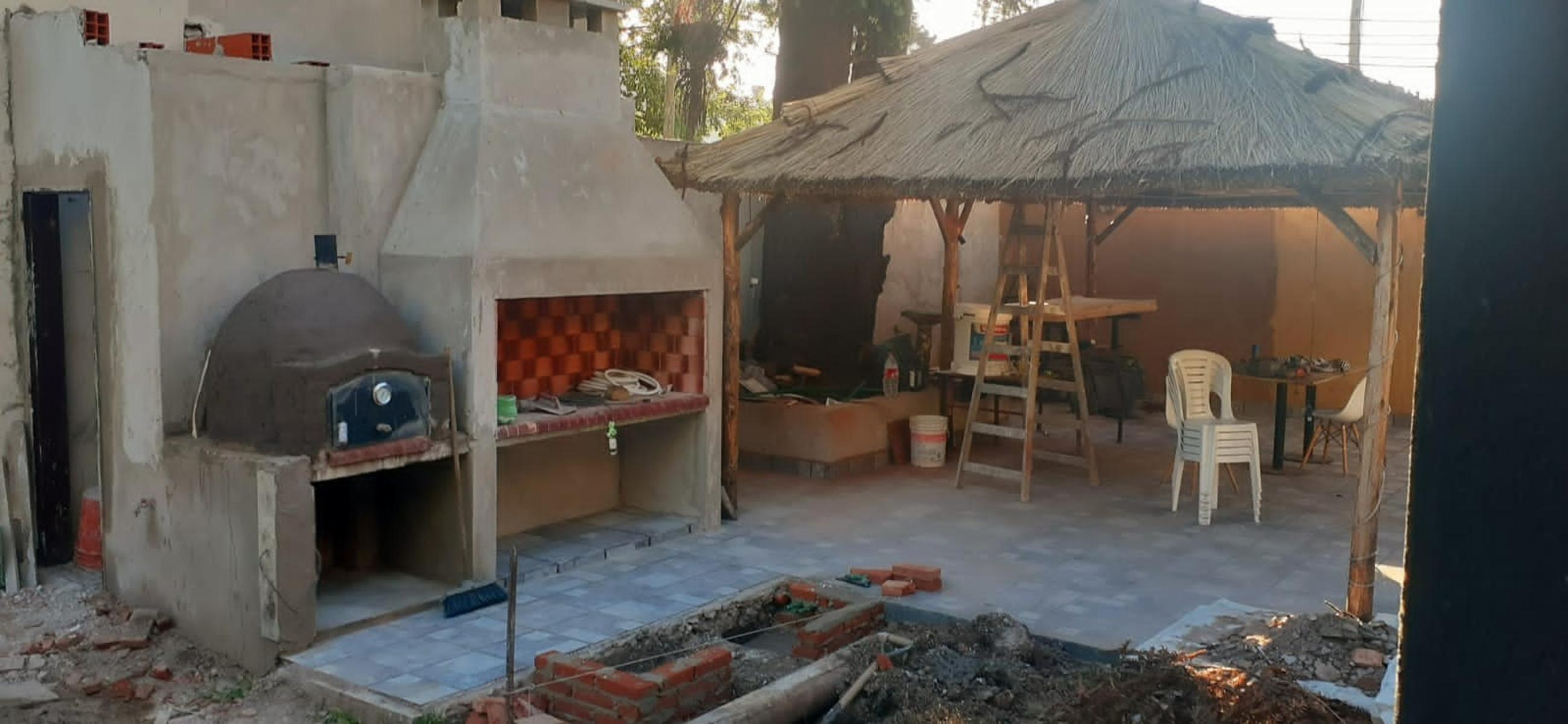 ¡GRAN OPORTUNIDADâ¦ - INTERESANTE CASA DE DOS PLANTAS EN VILLA LUZURIAGA — foto 8