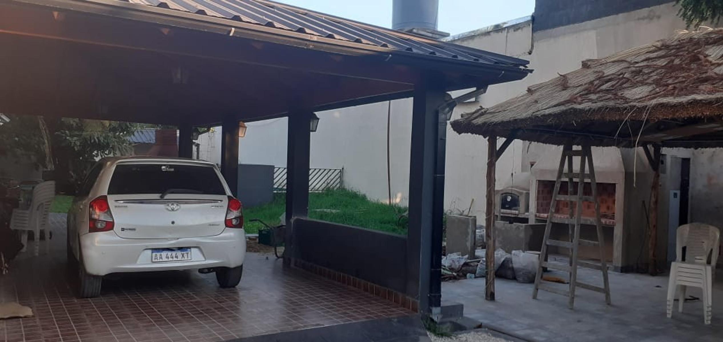 ¡GRAN OPORTUNIDADâ¦ - INTERESANTE CASA DE DOS PLANTAS EN VILLA LUZURIAGA — foto 12
