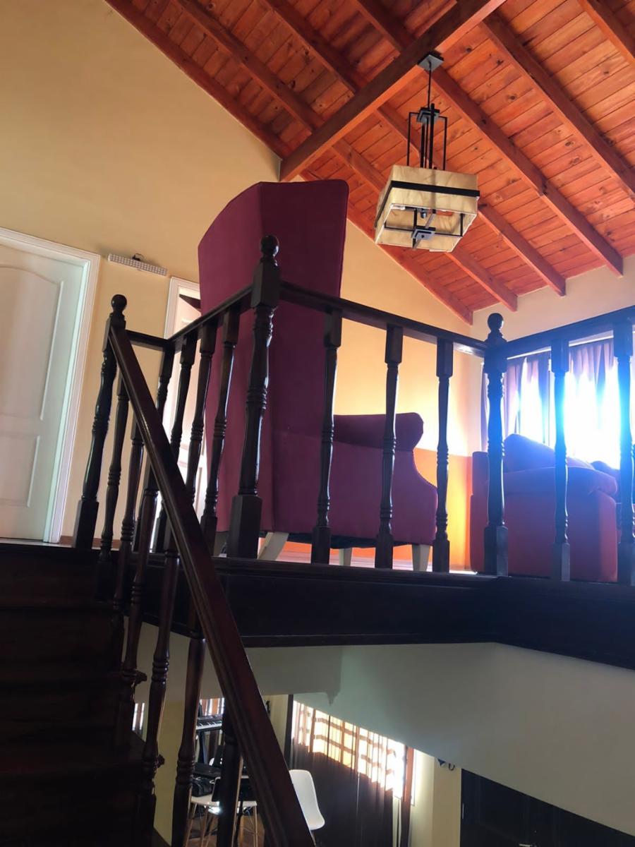 ¡GRAN OPORTUNIDADâ¦ - INTERESANTE CASA DE DOS PLANTAS EN VILLA LUZURIAGA — foto 15