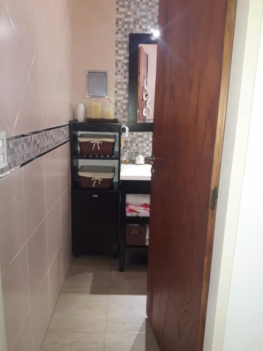 ÁMPLIA CASA DE 4 AMBIENTES DE 2 PLANTAS CON LOCAL EN LAFERRERE — foto 5