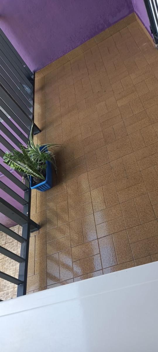ÁMPLIA CASA DE 4 AMBIENTES DE 2 PLANTAS CON LOCAL EN LAFERRERE — foto 9