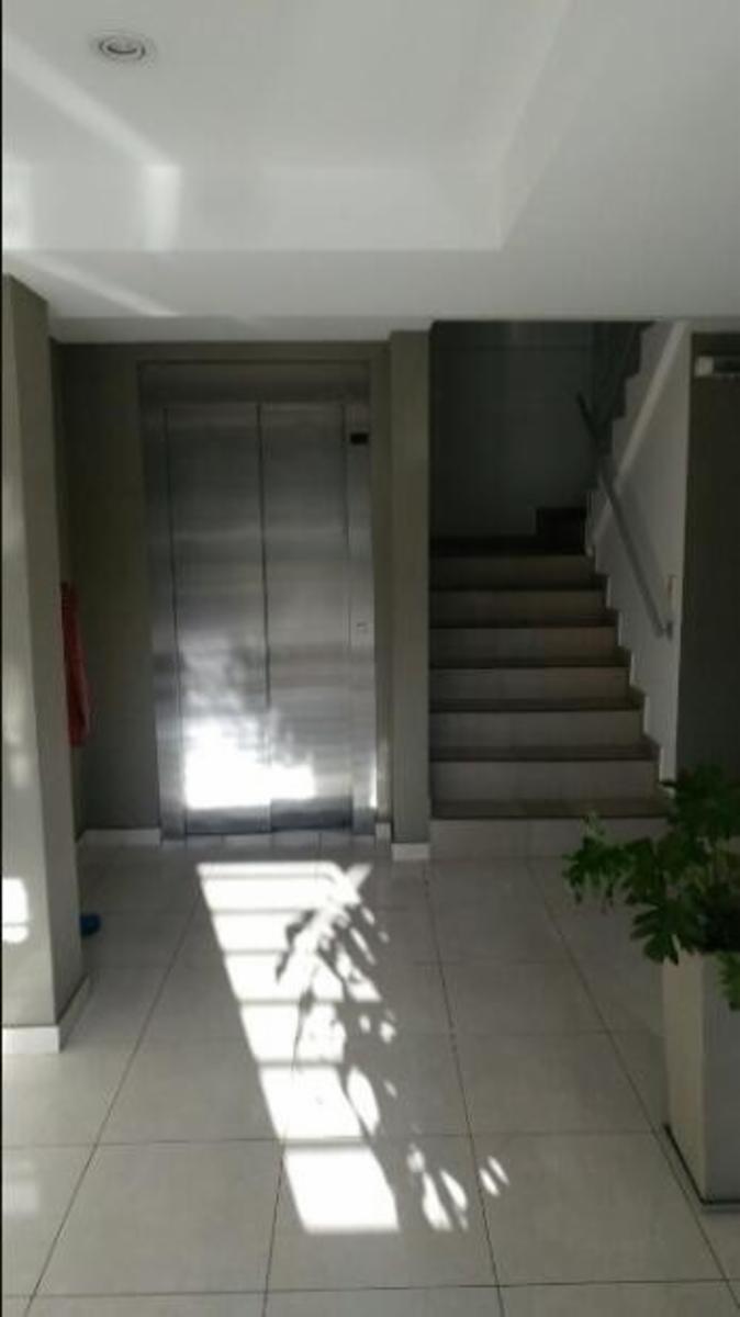 ¡GRAN OPORTUNIDAD - DEPARTAMENTO MORON SE ACEPTA PERMUTA POR DEPARTAMENTO EN MAR DEL PLATA â 9 de Julio al 900 — foto 3