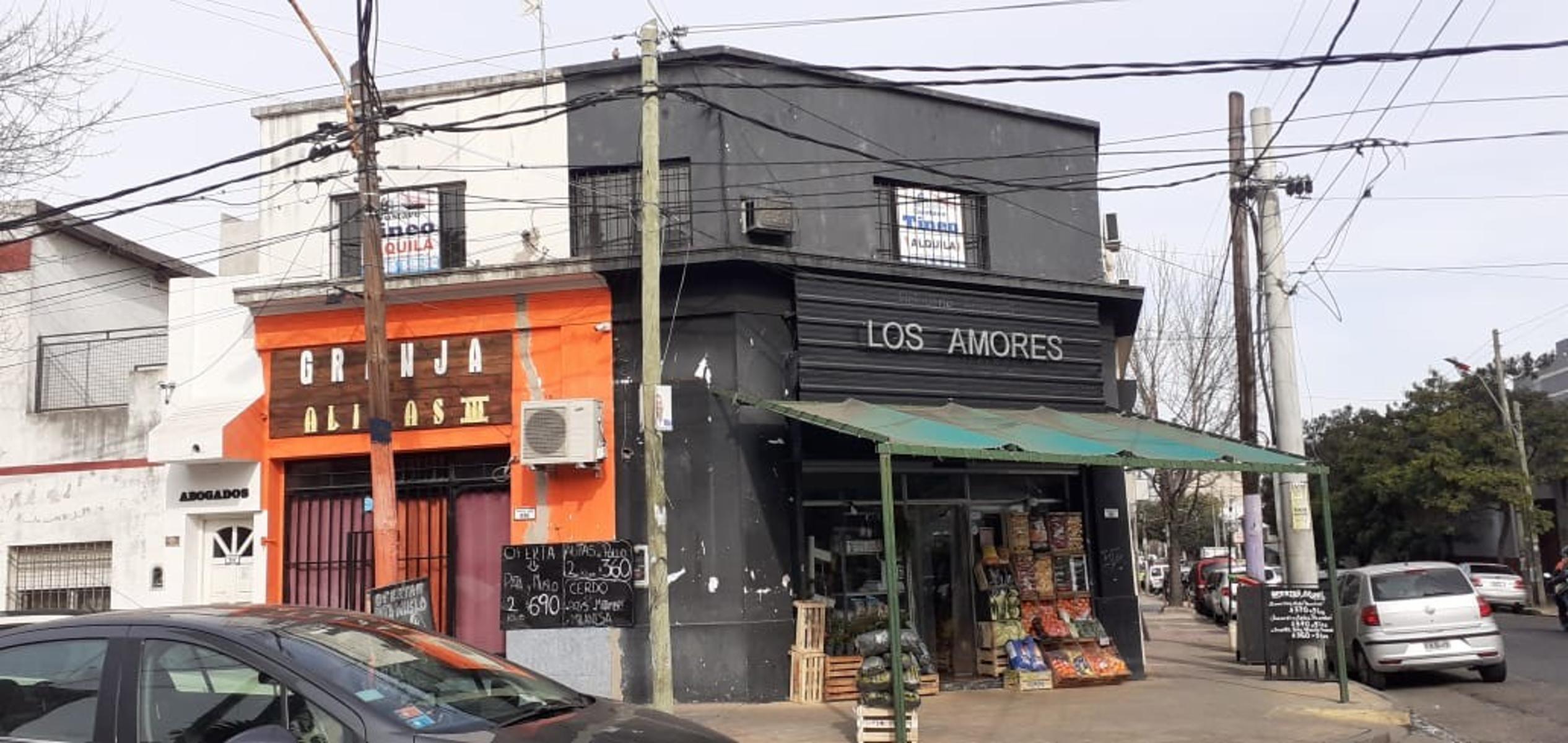 SE ALQUILAN TRES OFICINAS PARA USO COMERCIAL Y/O PROFESIONAL - 20