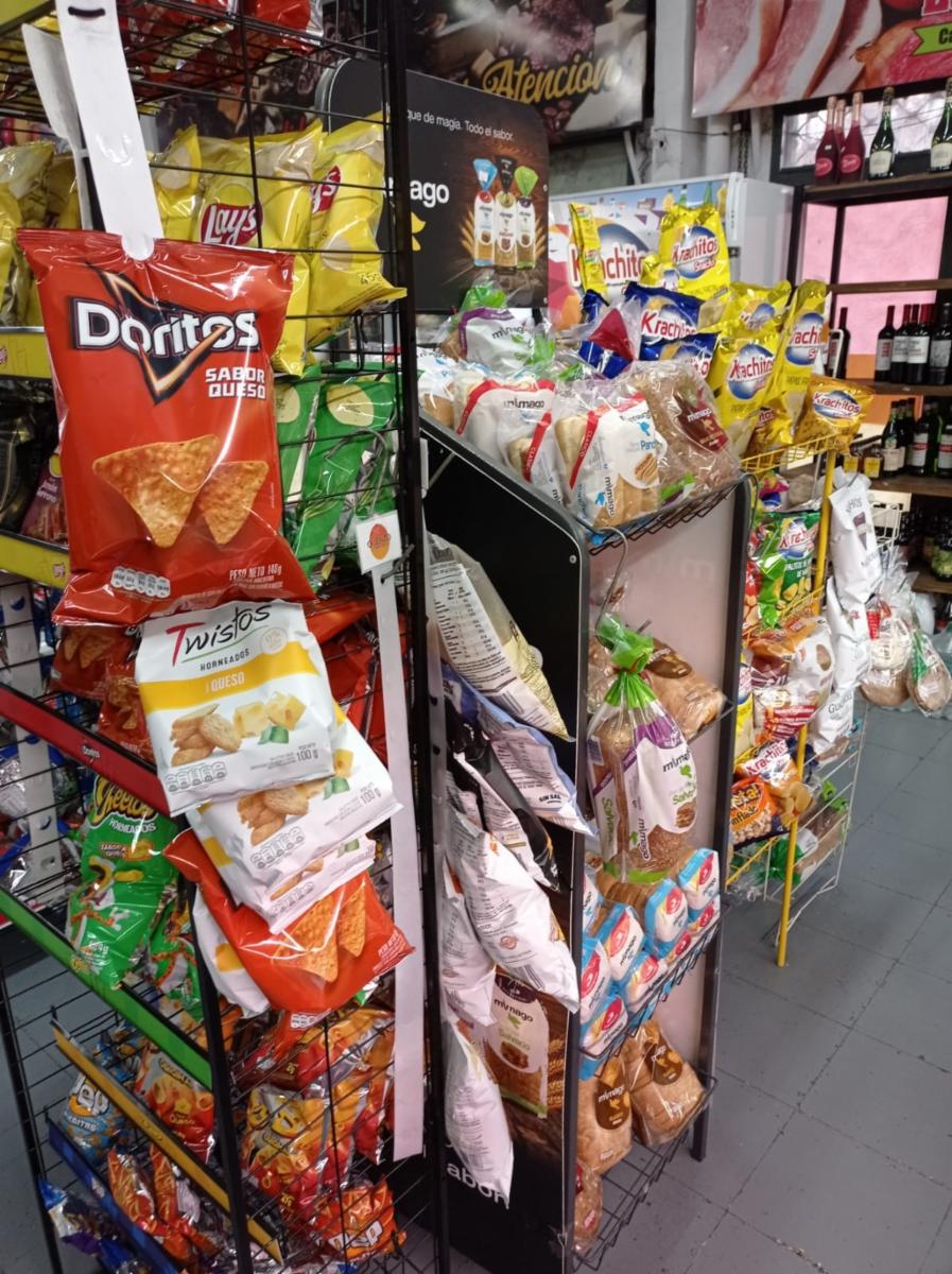 SE VENDE FONDO DE COMERCIO DE AUTOSERVICIO FUNCIONANDO CON INSTALACIONES COMPLETAS en Morón