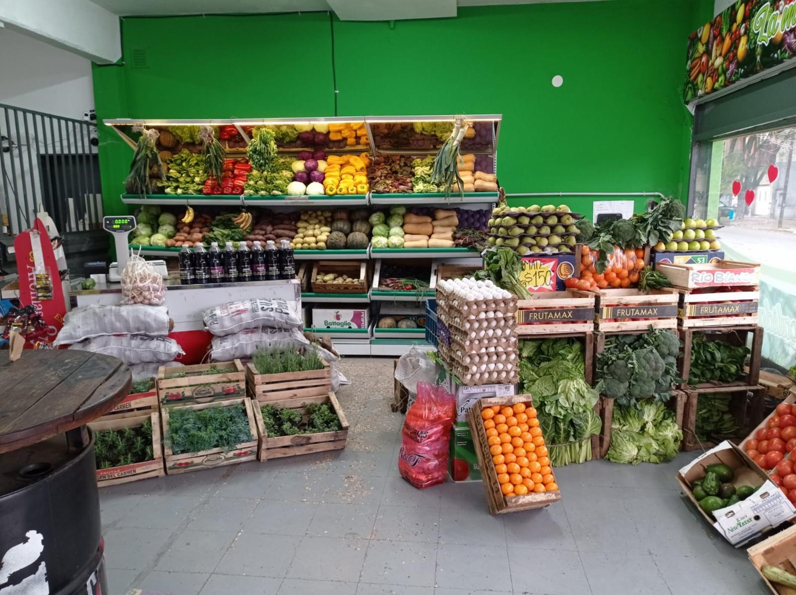 SE VENDE FONDO DE COMERCIO DE AUTOSERVICIO FUNCIONANDO CON INSTALACIONES COMPLETAS en Morón — foto 9