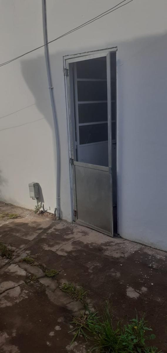 VENTA - CHALET DE TRES AMBIENTES ZONA VILLA UDAONDO — foto 5