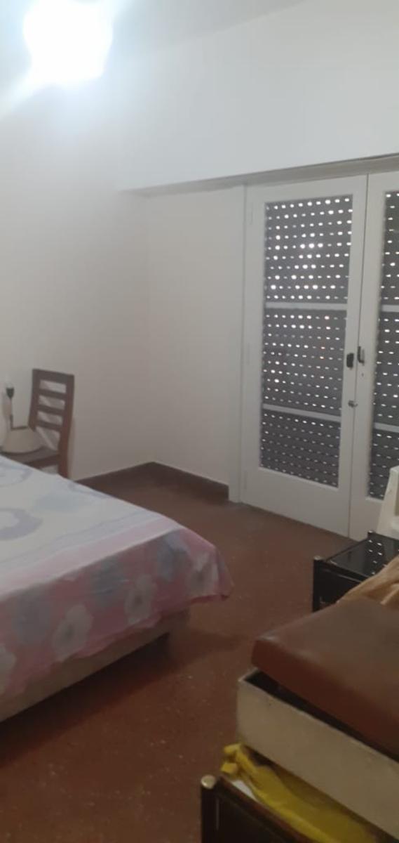 VENTA - Amplio PH en Planta Alta de 3 Ambientes a Metros de Av. H. Yrigoyen — foto 9
