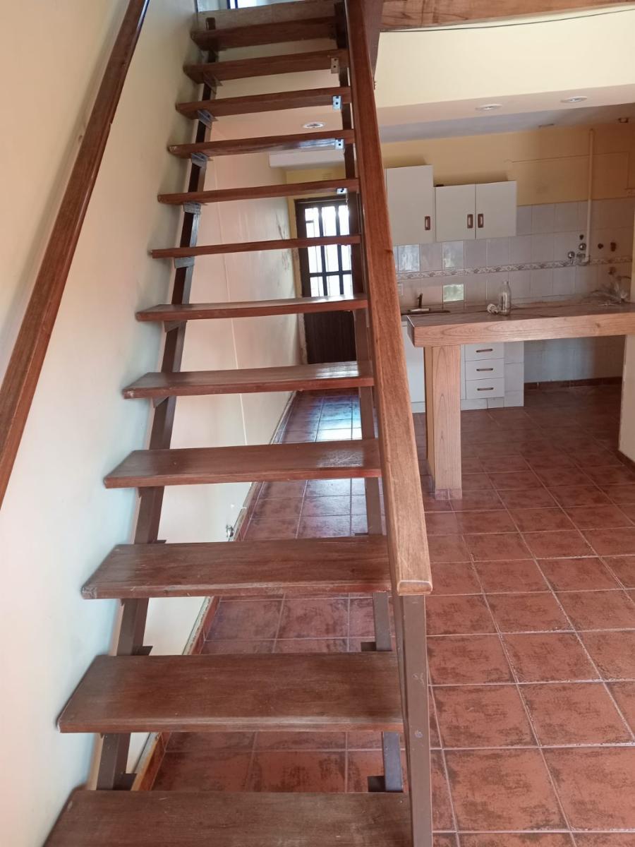 DUPLEX DE 2 AMB. Y MEDIO AMBIENTES CON COCHERA EN CASTELAR - 3