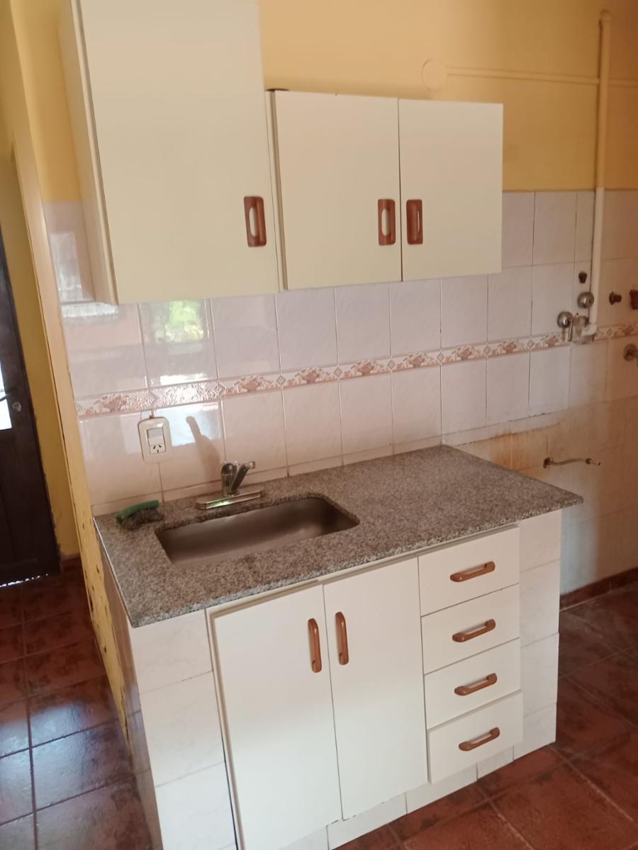 DUPLEX DE 2 AMB. Y MEDIO AMBIENTES CON COCHERA EN CASTELAR - 7