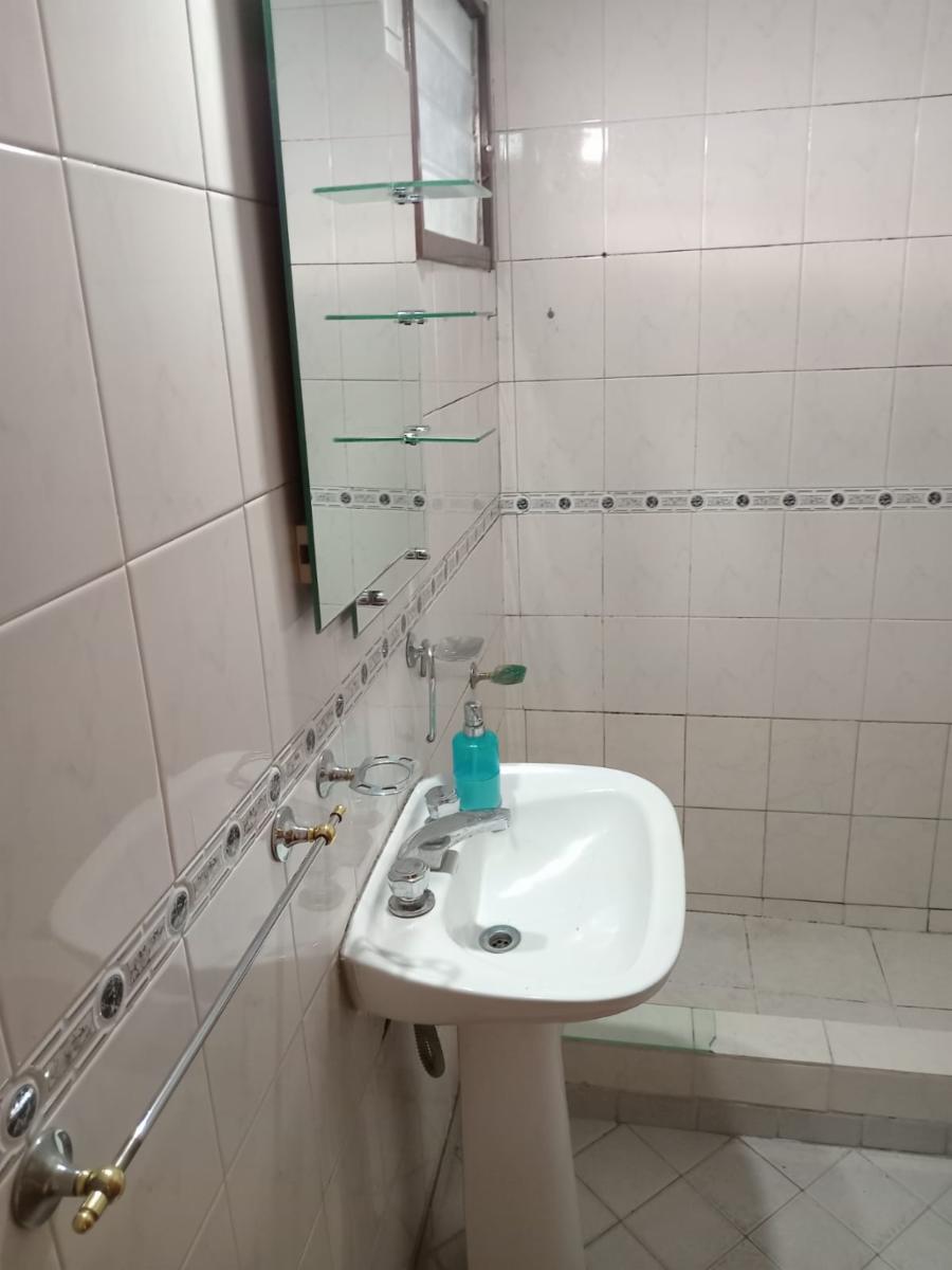 DUPLEX DE 2 AMB. Y MEDIO AMBIENTES CON COCHERA EN CASTELAR - 14