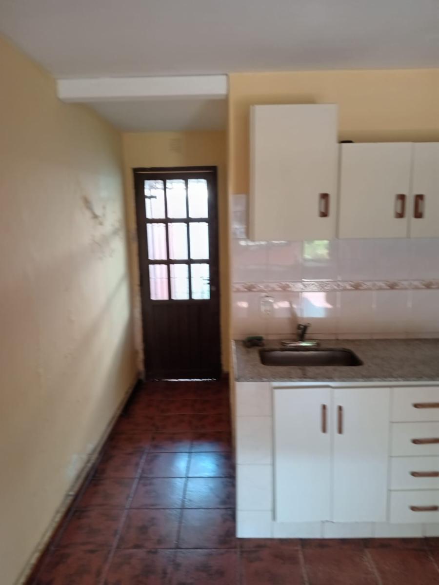 DUPLEX DE 2 AMB. Y MEDIO AMBIENTES CON COCHERA EN CASTELAR - 22