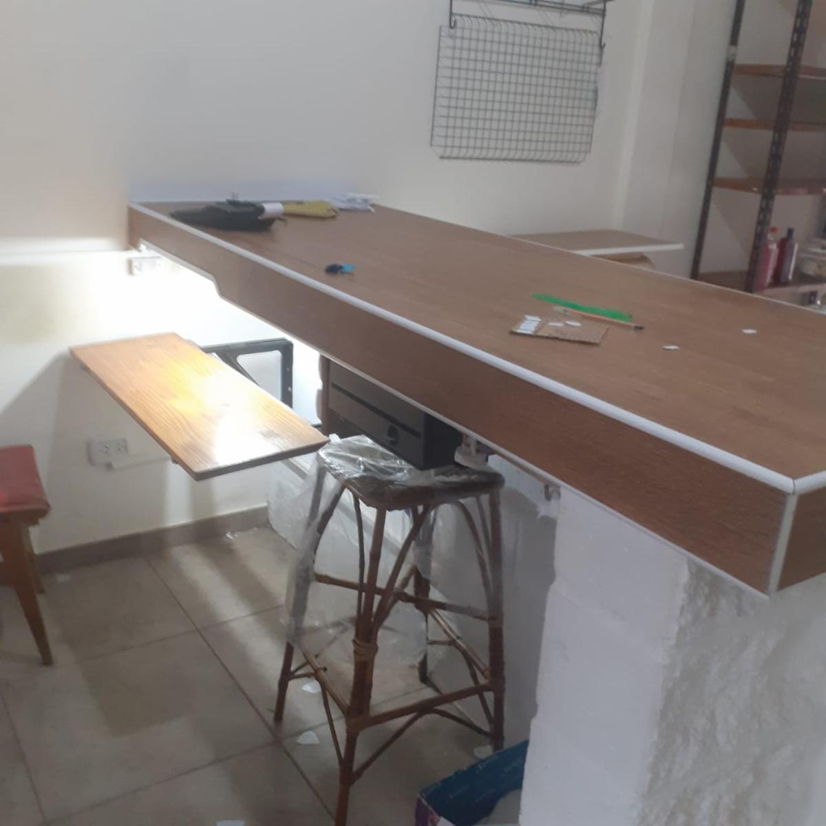 SE ALQUILA EXCELENTE LOCAL DE 24 m² - 3