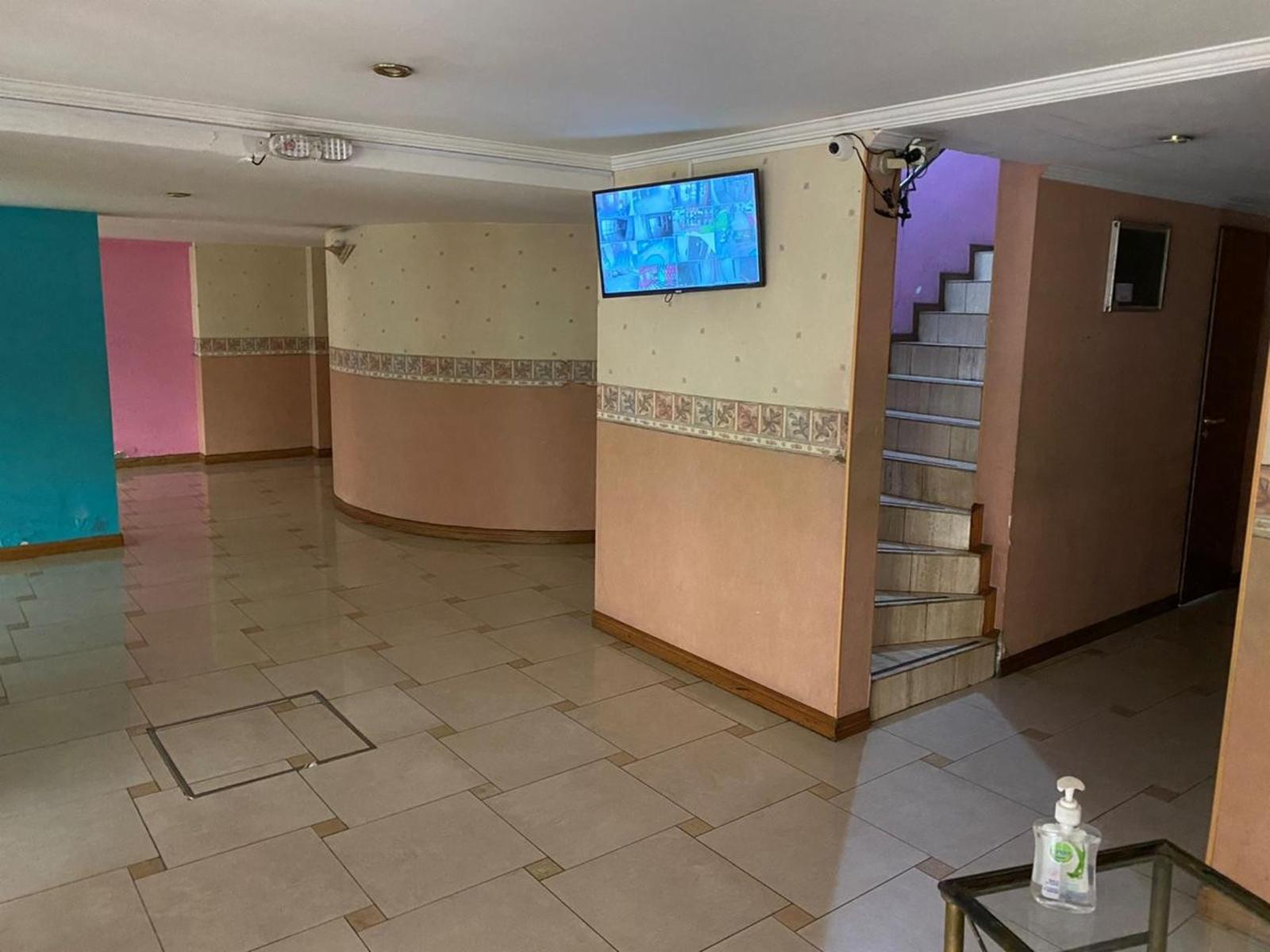 DEPARTAMENTO DOS AMBIENTES A 3 CUADRAS DE LA UNIVERSIDAD DE MORÓN - 2