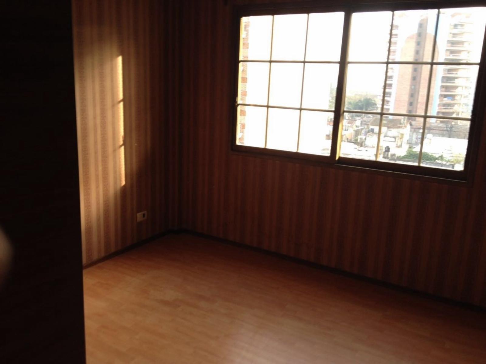 DEPARTAMENTO DOS AMBIENTES A 3 CUADRAS DE LA UNIVERSIDAD DE MORÓN - 12