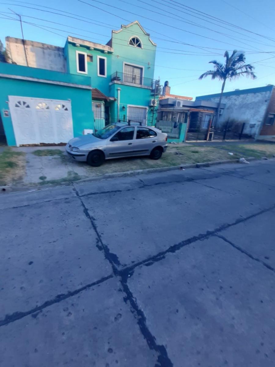 CASA CON DEPARTAMENTO EN 2 PLANTAS EN SAN ANTONIO DE PADUA — foto 2