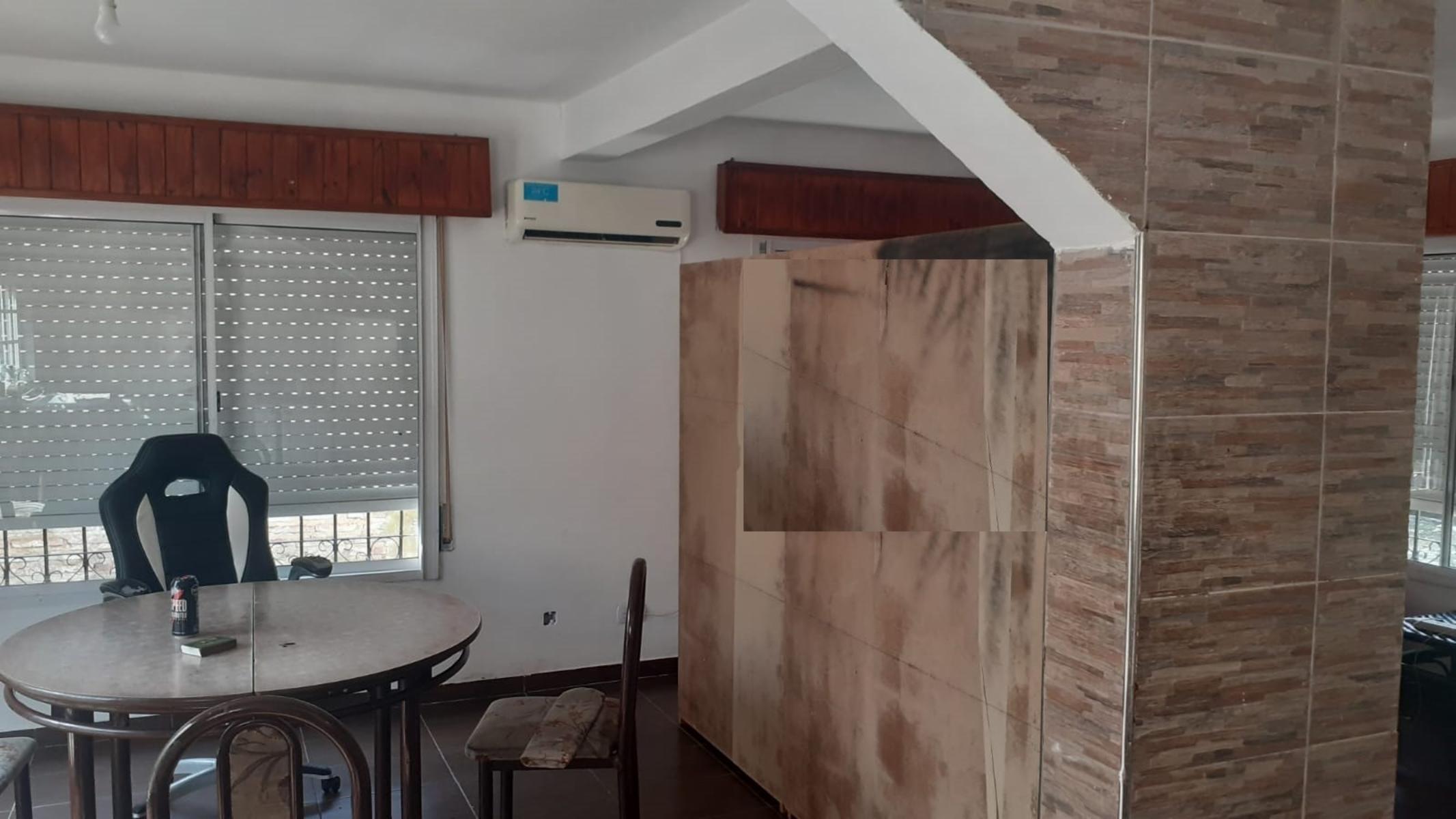 PROPIEDAD CON 2 UNIDADES FUNCIONALES EN CASTELAR SUR — foto 4