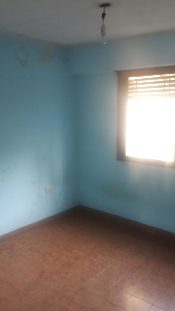 DEPARTAMENTO CON DOS LOCALES COMERCIALES — foto 13