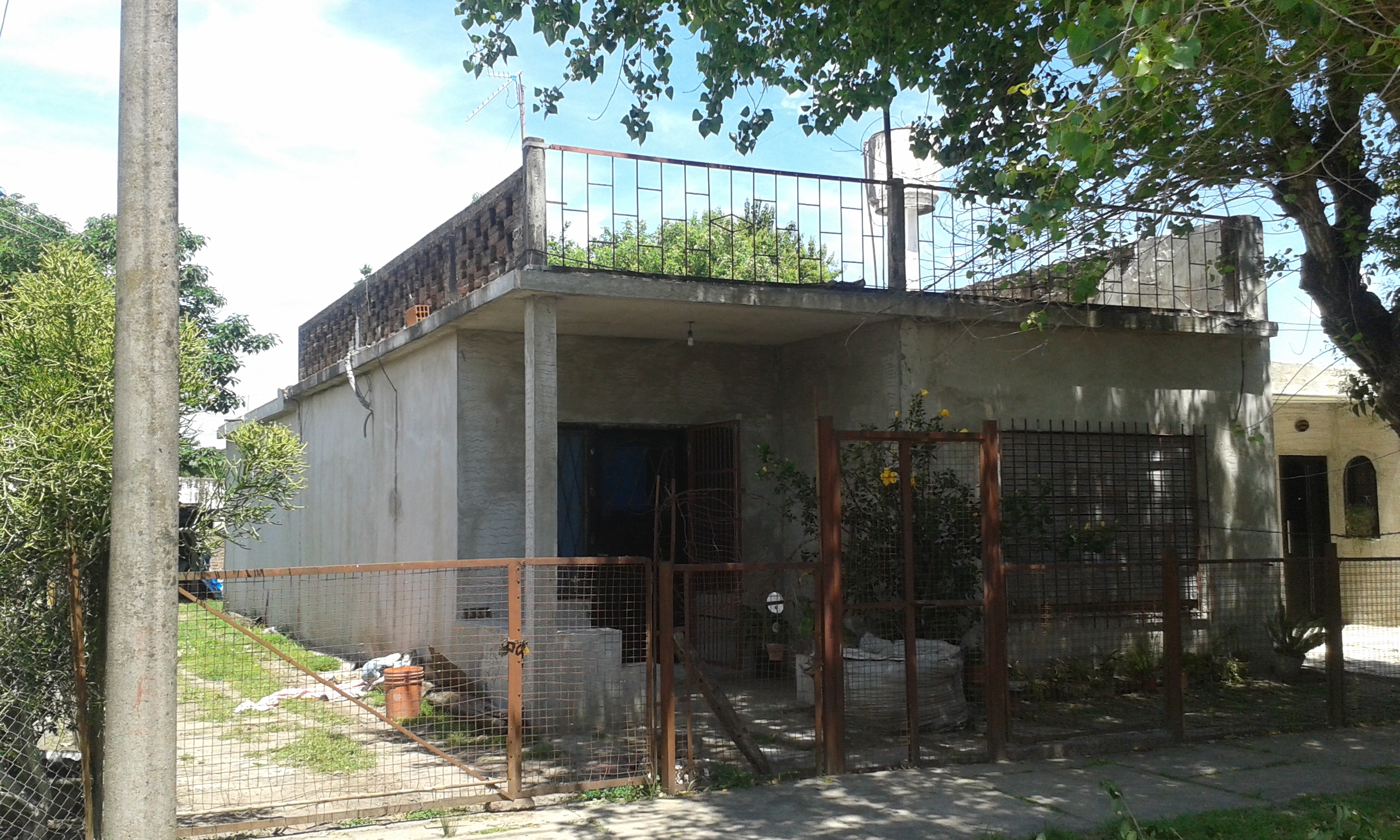 CASA AMERICANA DE 80 m2 CUBIERTOS — foto 2