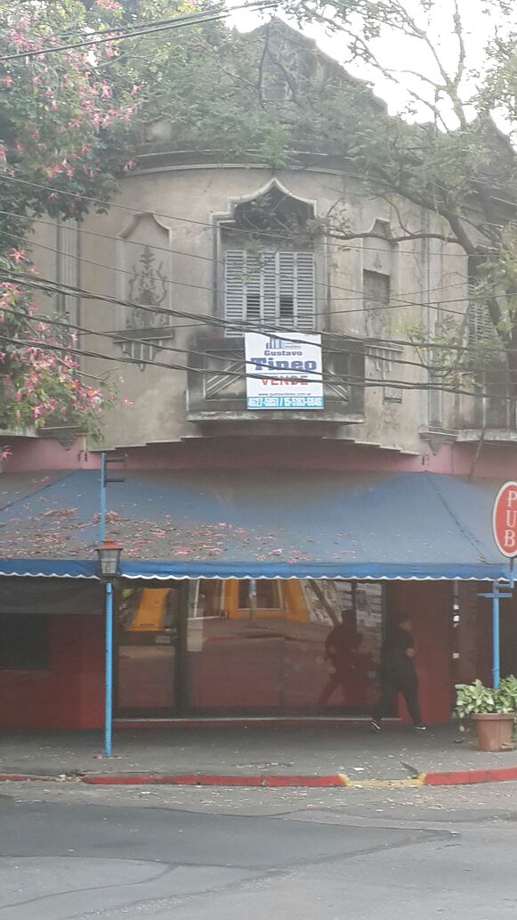 ESQUINA - PLANTA ALTA - EN ZONA CÉNTRICA IDEAL - USO PROFESIONAL — foto 4