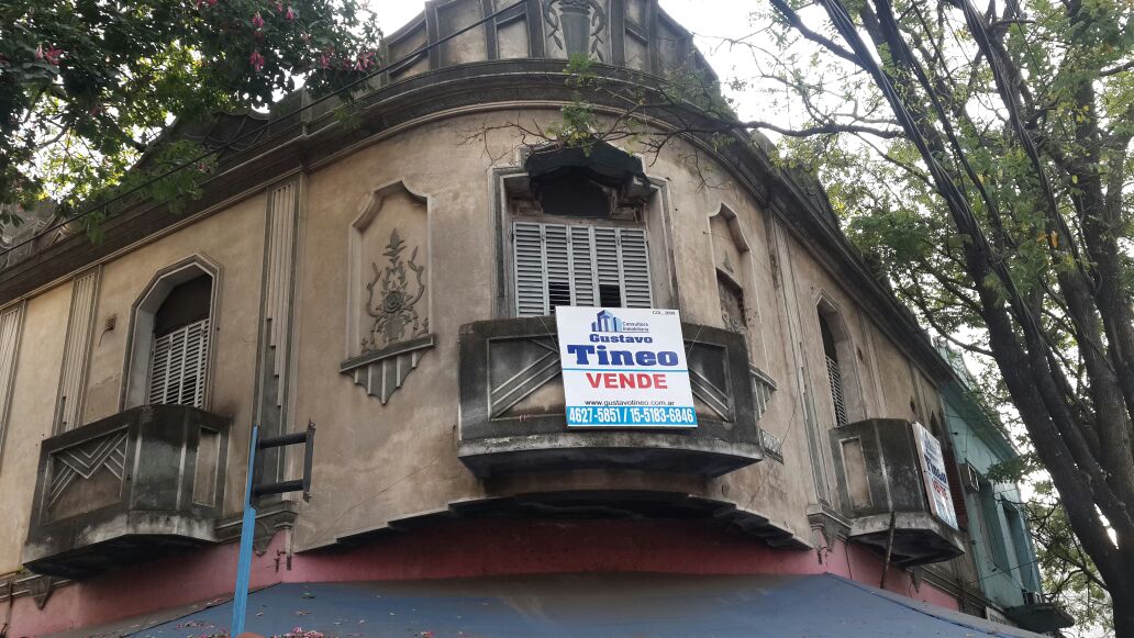 ESQUINA - PLANTA ALTA - EN ZONA CÉNTRICA IDEAL - USO PROFESIONAL — foto 6