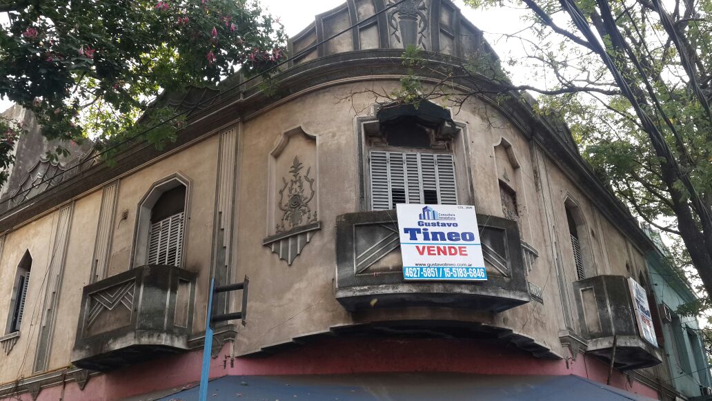 ESQUINA - PLANTA ALTA - EN ZONA CÉNTRICA IDEAL - USO PROFESIONAL — foto 8