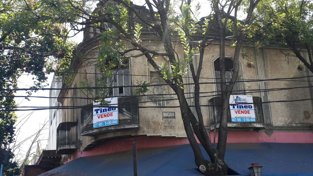 ESQUINA - PLANTA ALTA - EN ZONA CÉNTRICA IDEAL - USO PROFESIONAL — foto 9