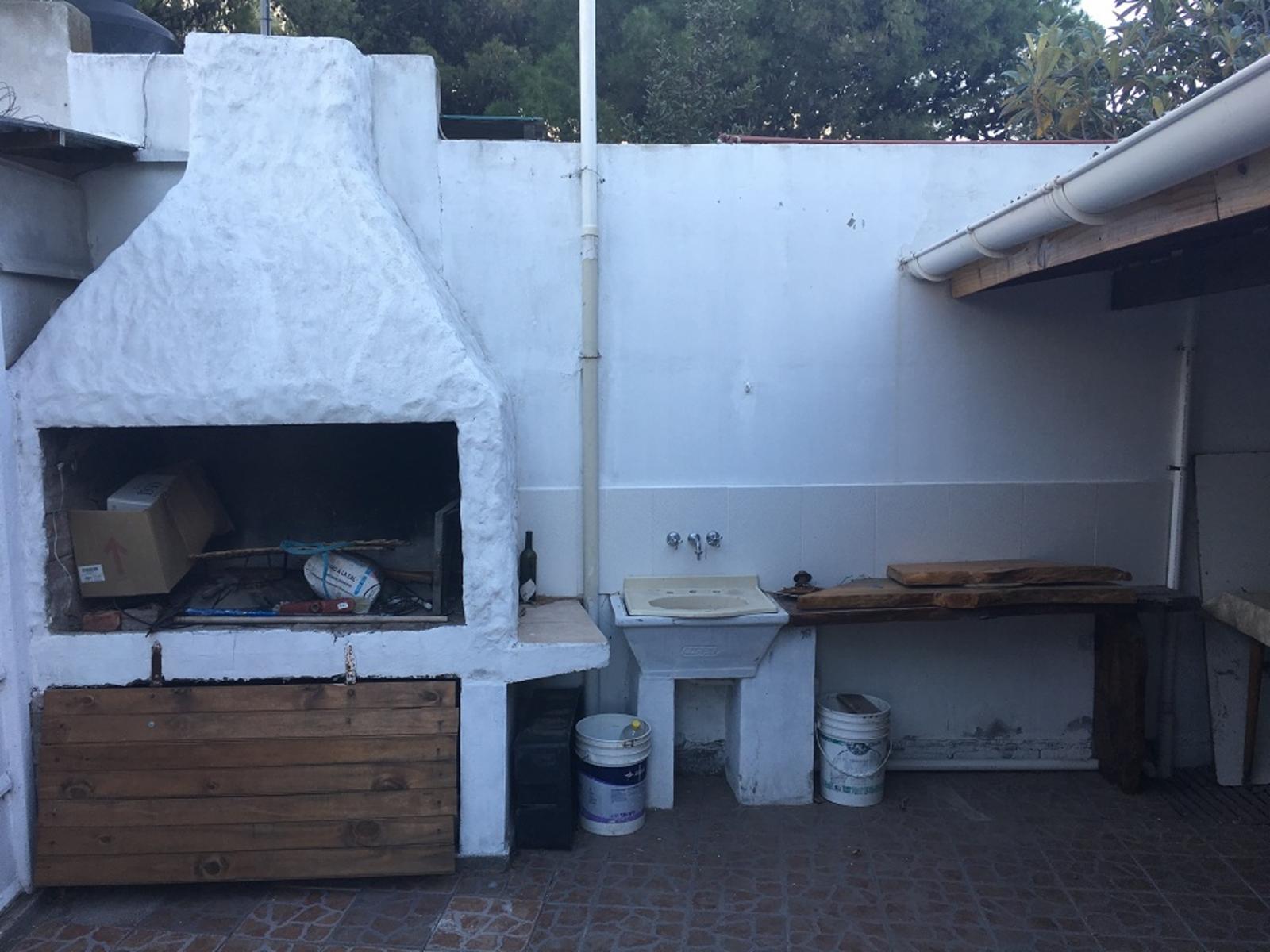 SE VENDEN 2 DEPTOS EN “BLOQUE” EN BALNEARIO EL CONDOR - 2