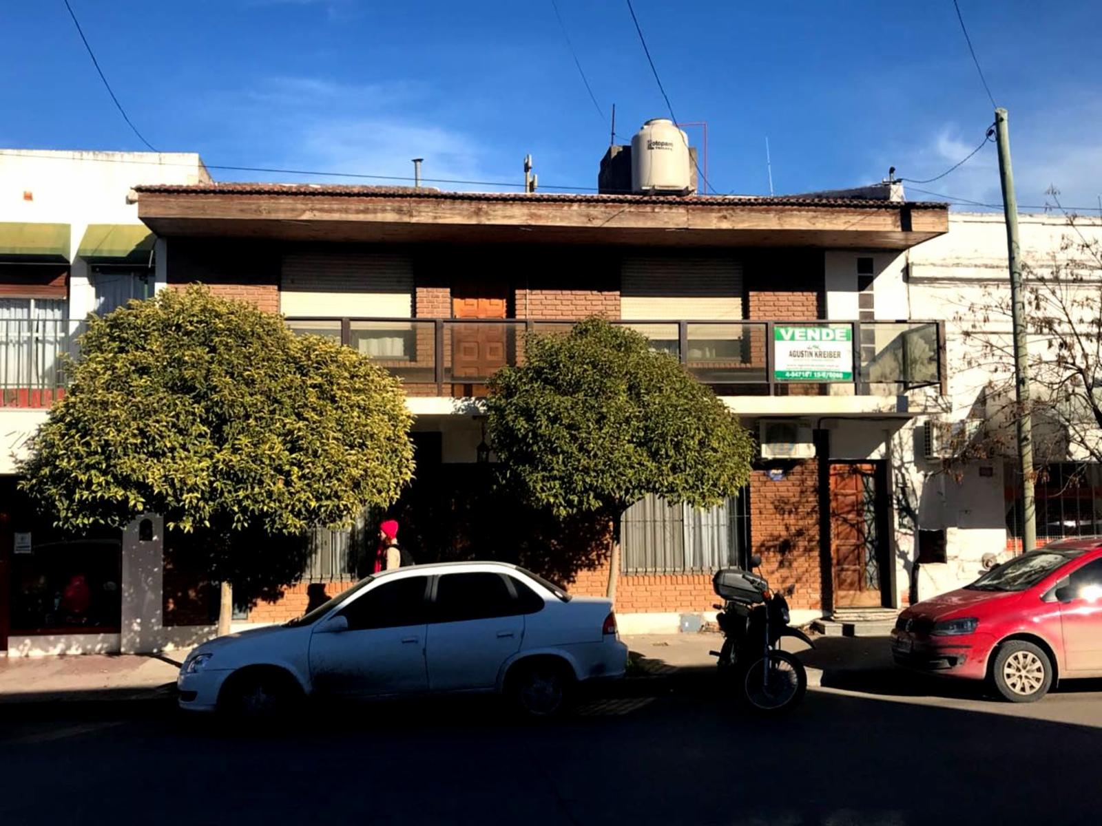 SE VENDE DEPTO DE 3 HAB EN PLENO CENTRO DE VIEDMA - 1