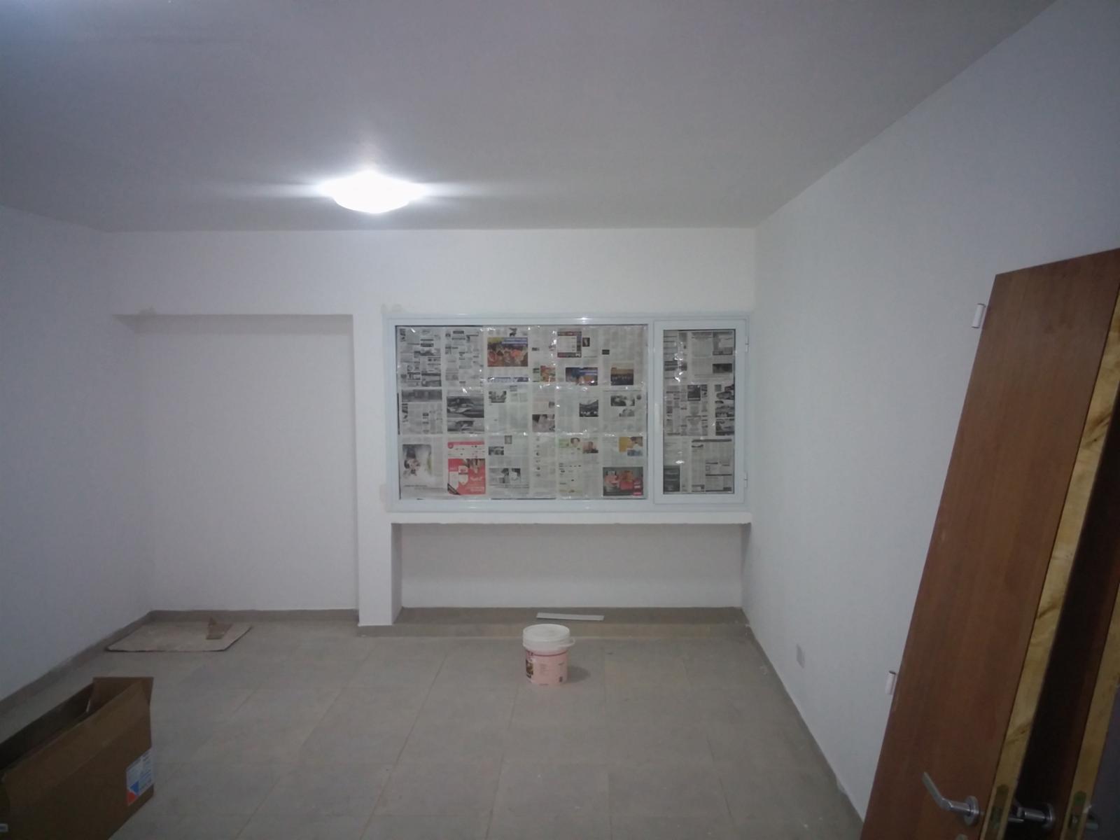 SE ALQUILAN OFICINAS EN COMPLEJO VENEZUELA 114 DE VIEDMA - 19