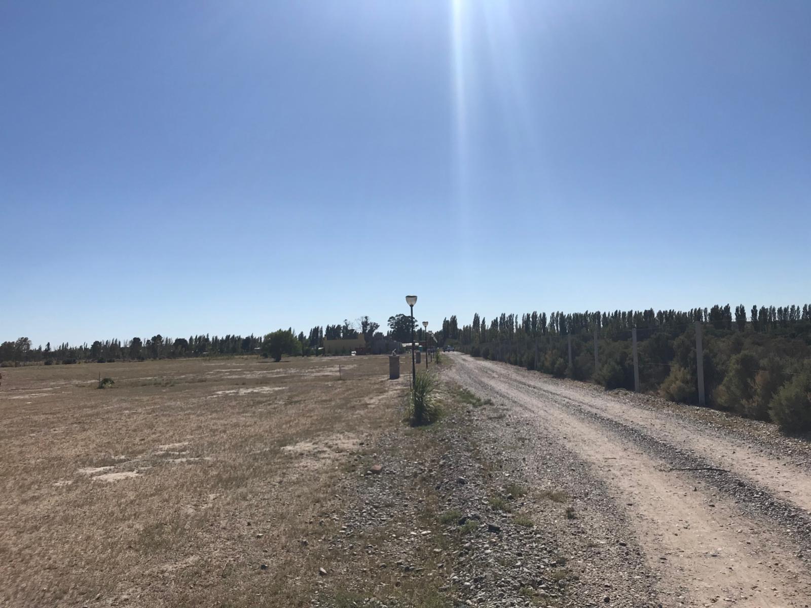 SE VENDEN LOTES SOBRE RUTA PROV N°1 CAMINO A BALNEARIO EL CONDOR — foto 2