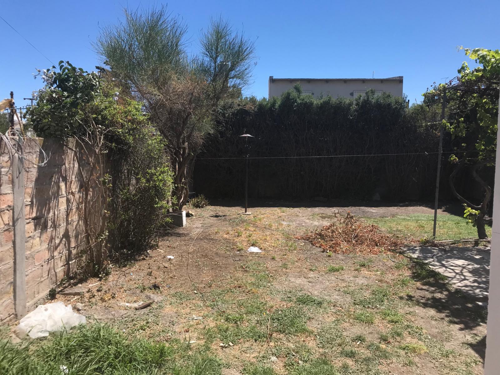 SE VENDE/ALQUILA CASA DE 2 HAB EN BARRIO JARDIN DE VIEDMA — foto 7